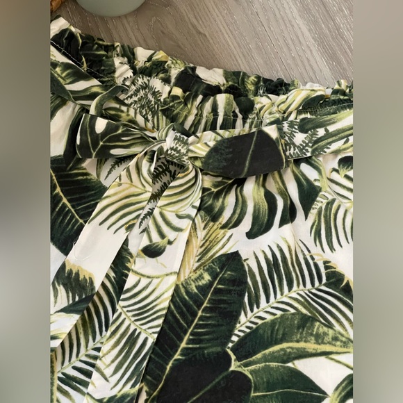 H&M Tropical Leaf Pants - Picture 3 of 10